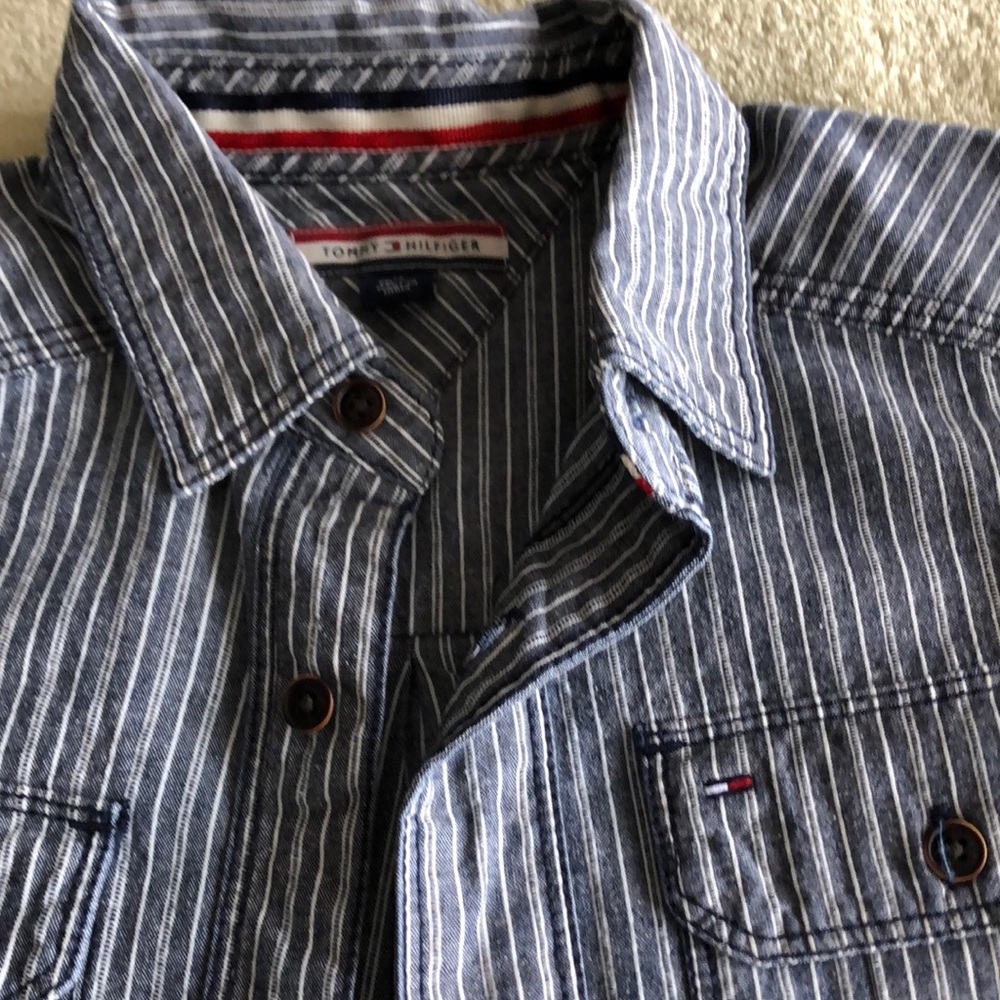 New without tag Tommy Hilfiger very cute shirt for boys 8-10 years